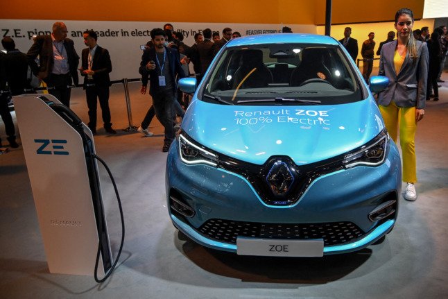 La voiture électrique Zoe de Renault. Le gouvernement français offre des subventions importantes aux personnes qui achètent des voitures électriques.