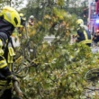 Des vents forts provoquent des dégâts et des perturbations en Europe occidentale