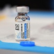 La France va suspendre presque toute utilisation du vaccin Janssen