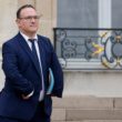 La pression monte sur le nouveau ministre français du handicap pour qu’il démissionne suite à des allégations de viol.