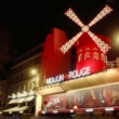 Possibilité de séjourner dans le moulin à vent du Moulin Rouge