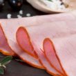 Bye bye, le jambon rose : Les nitrates présents dans les produits de charcuterie sont liés au cancer, selon l’Agence française de santé publique.