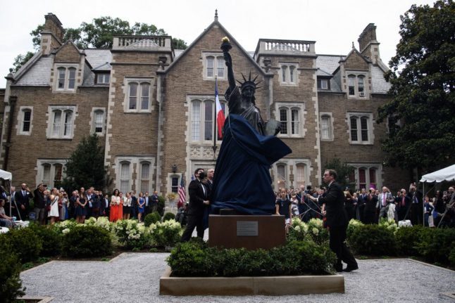 Mythes de l'histoire de France : La France n'a envoyé qu'une seule statue de la Liberté aux États-Unis.
