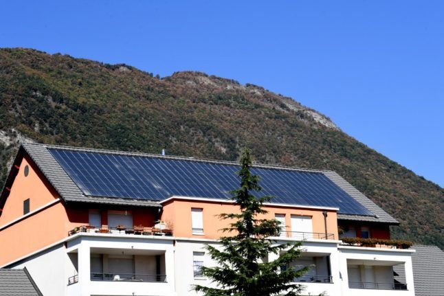 Cinq choses à savoir si vous souhaitez installer des panneaux solaires sur votre maison française