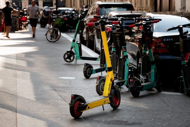 Paris lance un ultimatum sur l'utilisation abusive des scooters électriques