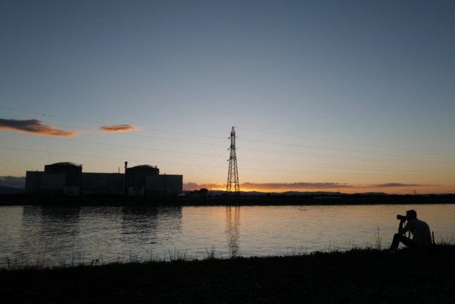 EDF retarde la remise en service de ses réacteurs nucléaires.