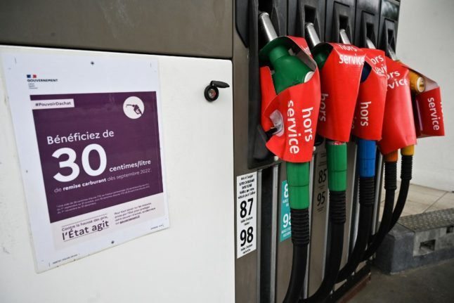 Le gouvernement français prolonge la remise sur le carburant pour les automobilistes