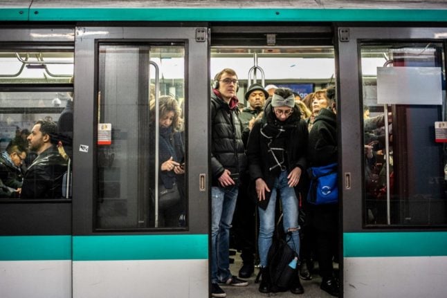 Les 10 problèmes auxquels l'ancien Premier ministre français est confronté dans son nouveau poste de directeur des transports parisiens